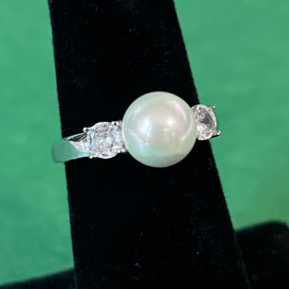 Fragrant Jewel - Pearl June Birth Stone Ring